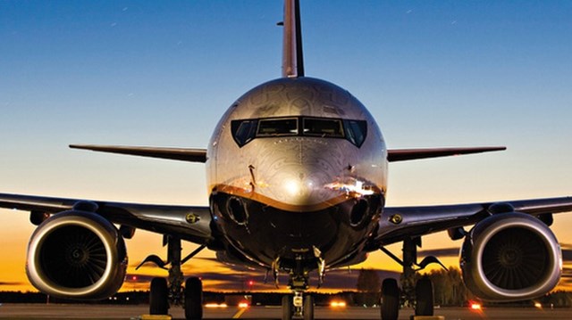 Nội thất tiện nghi và đẳng cấp bên trong “ngôi nhà bay” Boeing Business 737 