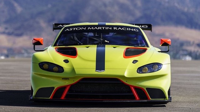 Vừa ra mắt, Aston Martin Vantage 2019 đã có phiên bản đua chuyên nghiệp GTE