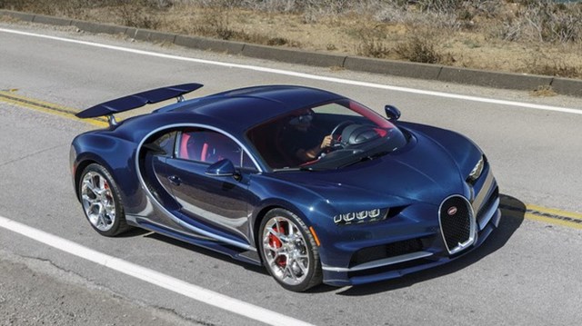 Với Bugatti, triệu hồi xe cũng phải “chất”