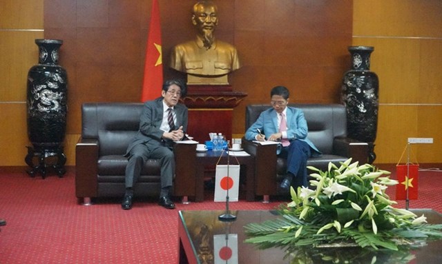 Bộ trưởng Trần Tuấn Anh tiếp và làm việc với Đại sứ Nhật Bản tại Việt Nam Kunio UMEDA