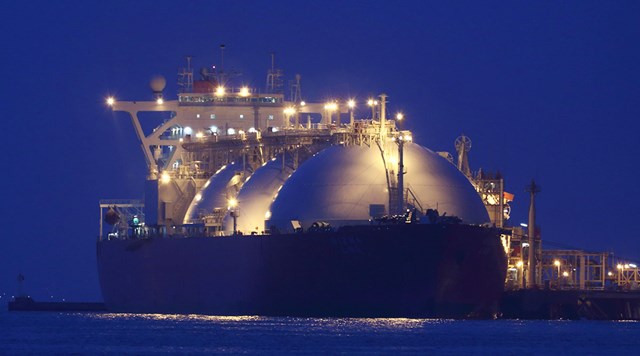 Thời tiết lạnh ở châu Á cùng sai lầm của các nhà NK khiến giá LNG tăng cao kỷ lục