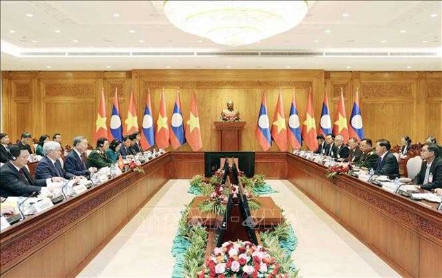 Thứ trưởng BCT tham gia đoàn tháp tùng Chủ tịch nước Tô Lâm thăm cấp Nhà nước tới Lào và Campuchia