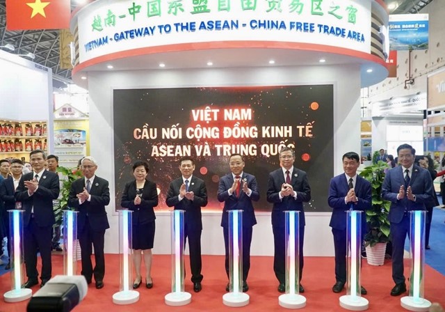 Việt Nam tham dự Hội chợ Thương mại Trung Quốc - ASEAN lần thứ 21