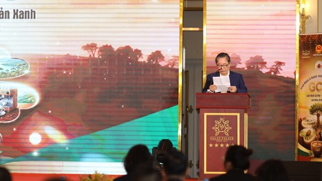 Nghịch lý cà phê Việt