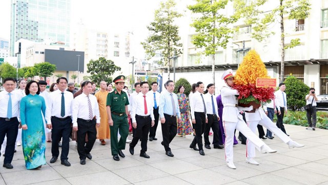 Nhiều hoạt động ý nghĩa kỷ niệm 136 năm Ngày sinh Chủ tịch Hồ Chí Minh