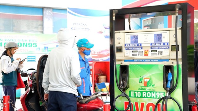 Thông tin mới về tình hình triển khai xăng sinh học E10