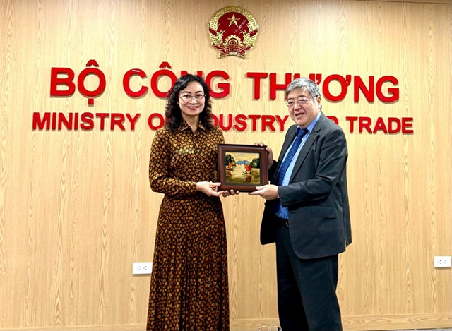 Bộ Công Thương và OECD thúc đẩy hợp tác về thương mại, đầu tư và chuyển đổi xanh