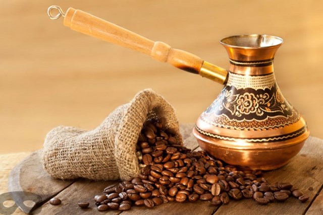 Thị trường cà phê hôm nay 11/8: Giá trên hai sàn giao dịch thế giới tiếp tục sụt giảm