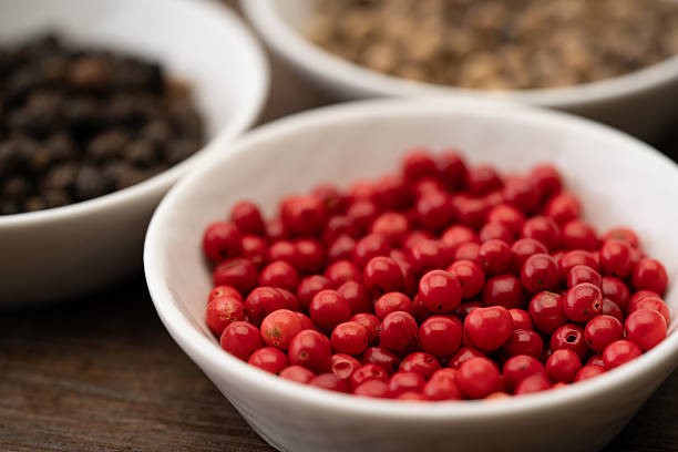 TT hạt tiêu ngày 1/4: Thời tiết bất lợi cùng vườn tiêu già cỗi khiến sản lượng có thể giảm 12-15% trong năm nay