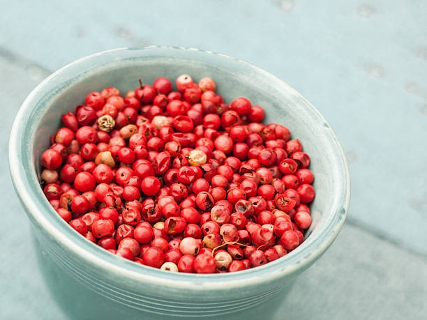 Giá tiêu hôm nay 13/1: Indonesia và Brazil đồng loạt giảm, Việt Nam vẫn vững giá