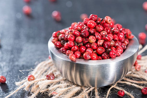 Giá tiêu hôm nay 19/1: Dao động quanh mốc 147.500 – 148.500 đồng/kg trong ngày đầu tuần