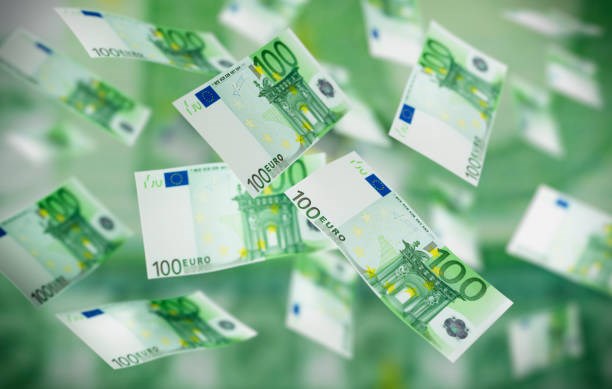 Tỷ giá euro ngày 12/5: Tăng/giảm trái chiều tại nhiều ngân hàng