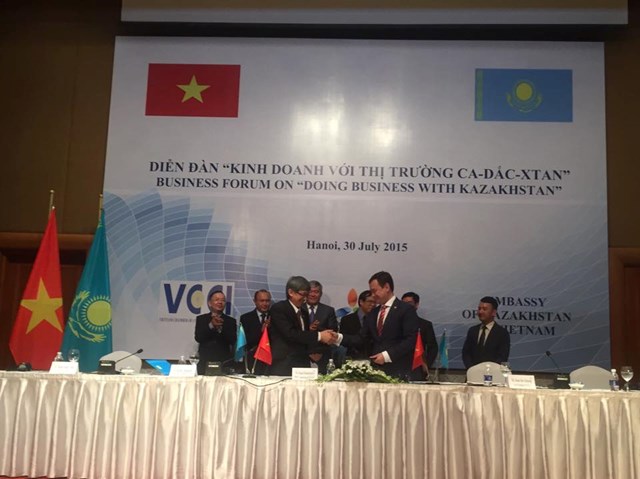 Thứ trưởng Kazakhstan mời doanh nghiệp Việt Nam đầu tư vào ngành năng lượng