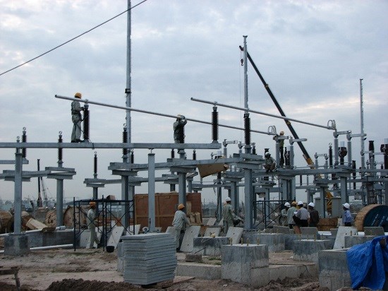 EVNNPT cần 900 triệu USD vốn đầu tư dự án điện trong năm 2016