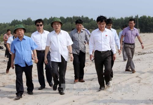 Chủ tịch Quốc hội tiếp xúc cử tri Hà Tĩnh