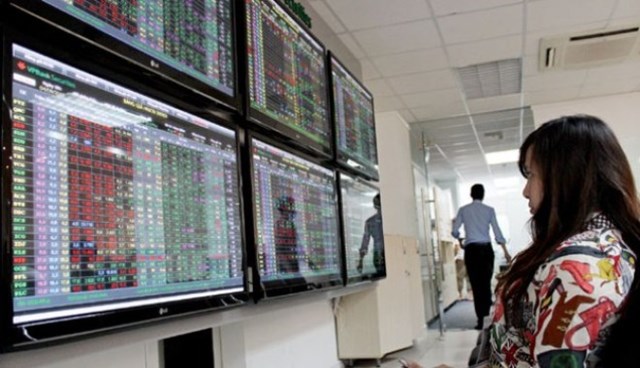 6 tháng đầu năm: VN-Index tăng 8,7%, điểm mặt các cổ phiếu tăng mạnh nhất hai sàn