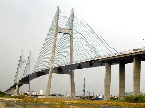 Cơ quan chức năng bác bỏ thông tin cầu Phú Mỹ bị nứt