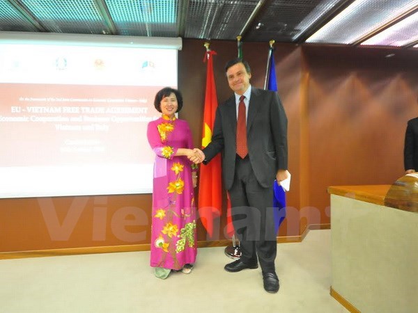 Việt Nam-Italy thảo luận biện pháp thúc đẩy hợp tác kinh tế