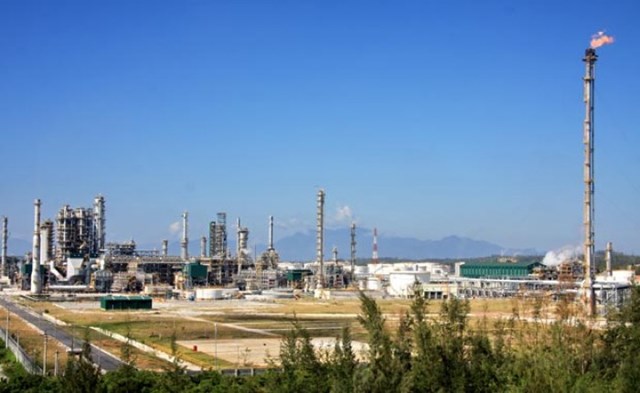 Nhà máy Lọc dầu Dung Quất hoàn thành chỉ tiêu sản lượng 2015 sớm 50 ngày