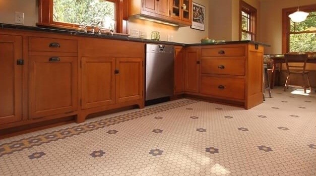 Cách sử dụng gạch lát nền đúng cách cho thiết kế phòng bếp