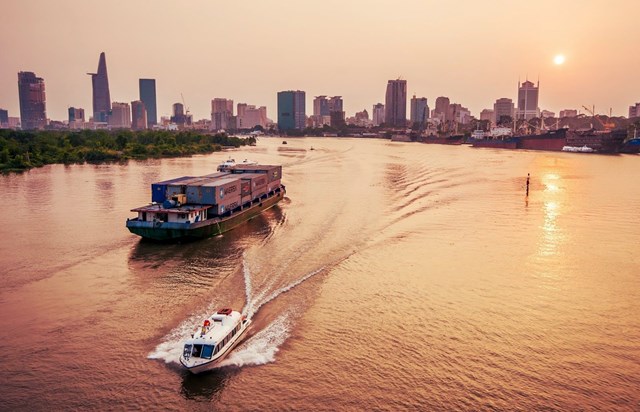 TPHCM làm 2 tuyến vận tải khách công cộng trên sông Sài Gòn