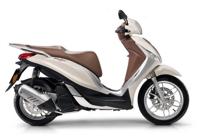 Piaggio Medley - đối thủ SH 125i giá 71,5 triệu tại Việt Nam