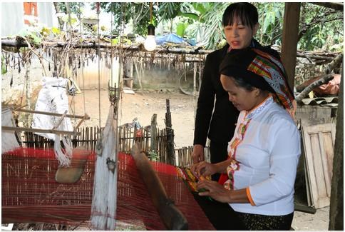 Nghệ An: Khôi phục và phát triển nghề dệt thổ cẩm Thái