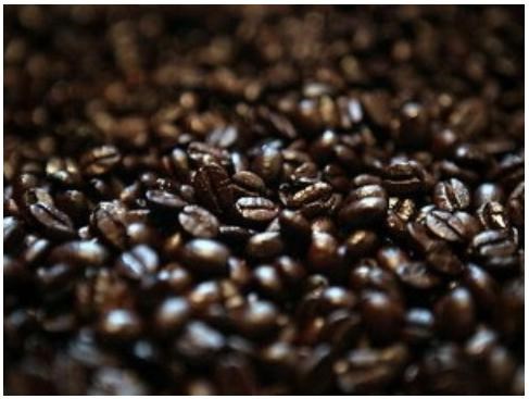 TT nông sản tuần đến 24/3: Giá cà phê bất ngờ giảm mạnh, giá tiêu lặng sóng