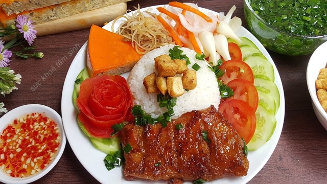 TT sản phẩm chế biến từ thịt: Tăng theo giá lợn hơi 