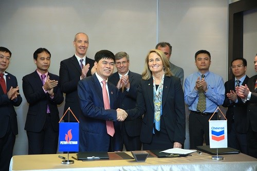 PVN tiếp nhận 100% cổ phần 3 công ty và quyền điều hành của Chevron tại VN
