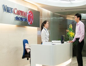 CK Bản Việt: LNST quý 2/2015 đạt 135 tỷ đồng, gấp 3,4 cùng kỳ năm ngoái nhờ môi giới