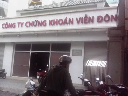 Chứng khoán Viễn Đông: Lỗ lũy kế gần 90% vốn điều lệ, vào diện kiểm soát đặc biệt