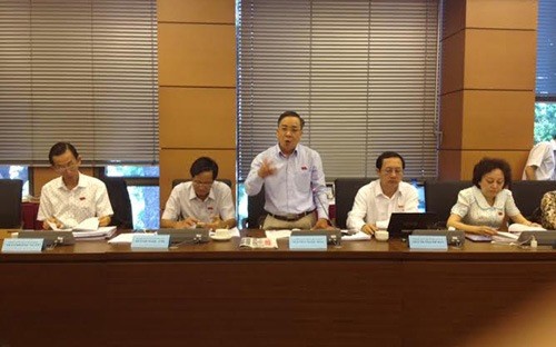 “30 năm chúng ta vẫn chưa thành nước công nghiệp”