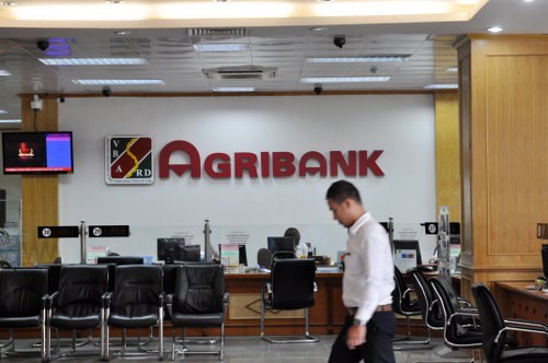 Agribank ưu tiên 'người nhà' khi tuyển dụng
