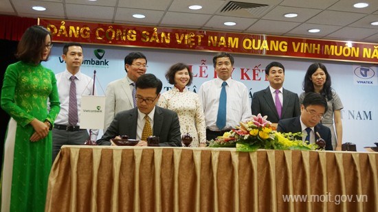 Vinatex và Vietcombank ký hợp tác toàn diện
