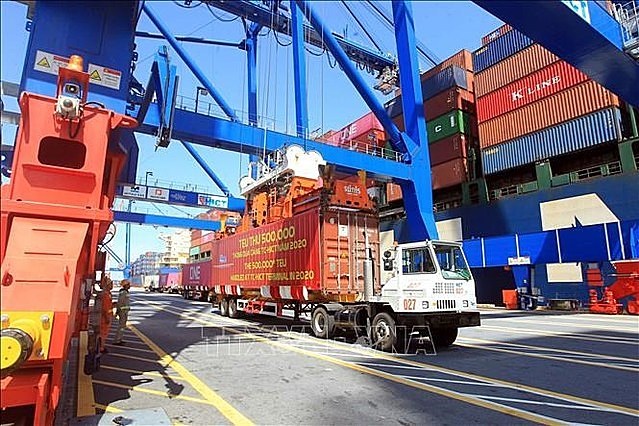 Để chuỗi cung ứng logistics hàng hóa qua đường biển không bị 'đứt gãy'