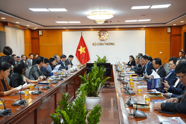 Thúc đẩy hoạt động hợp tác kinh tế, thương mại Việt Nam – Singapore