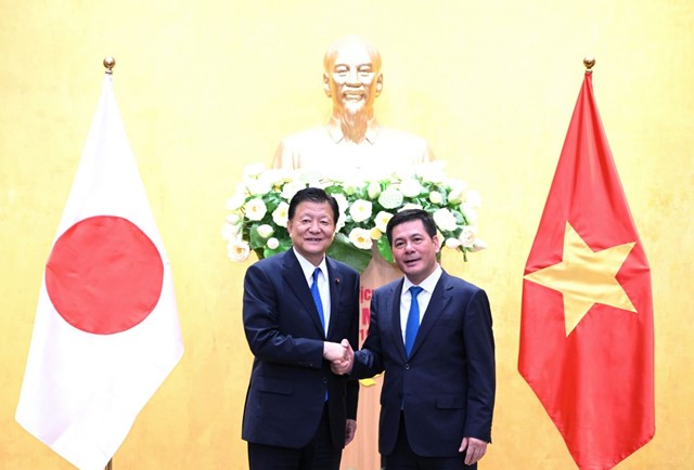Bộ trưởng Nguyễn Hồng Diên làm việc với Bộ trưởng phụ trách Hiệp định CPTPP của Nhật Bản