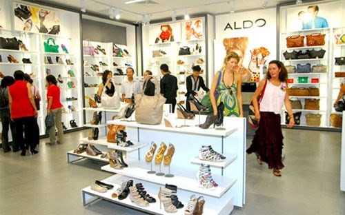 Hà Nội, TPHCM cùng nhảy 45 bậc về mức đắt đỏ