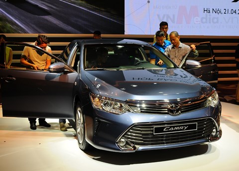 Từ 1/10, giá xe Toyota tăng khoảng 4% vì tỷ giá