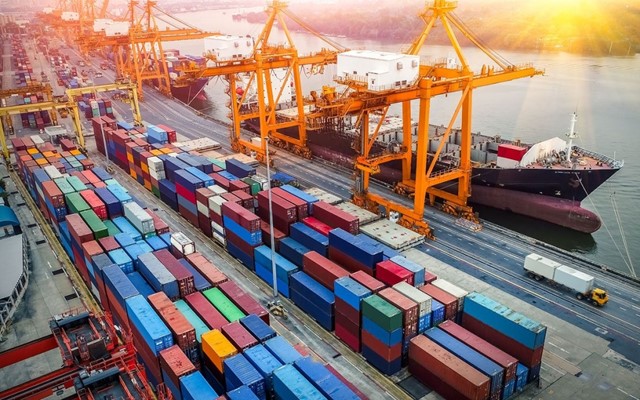 Xuất khẩu xăng dầu 3 tháng đầu năm giảm 