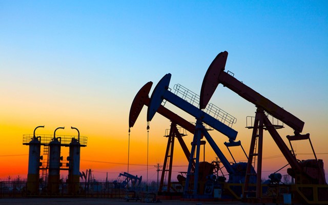 Giá dầu tăng do triển vọng nhu cầu phục hồi