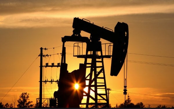 Giá dầu thế giới kết thúc tuần 29/5 tăng hơn 5%