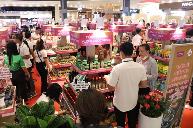 Hàng Việt chiếm ưu thế trong hệ thống bán lẻ của AEON Việt Nam