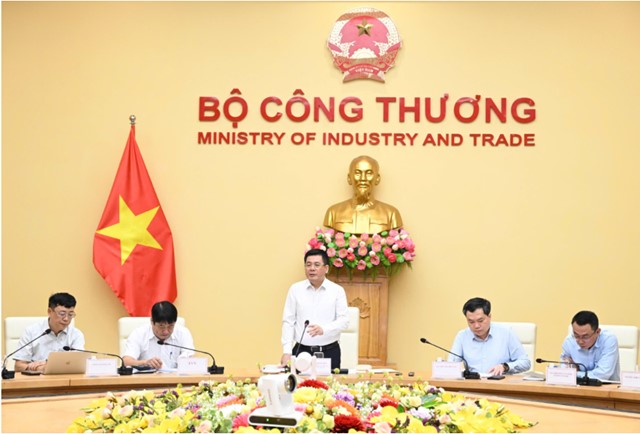 Tuyệt đối bảo đảm cung ứng đủ điện năm 2025, không để xảy ra tình trạng mất cân đối cung - cầu điện 