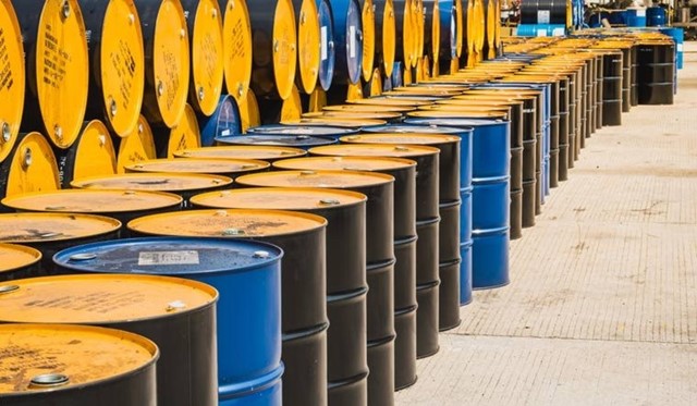 Giá dầu thế giới tăng mạnh 6%