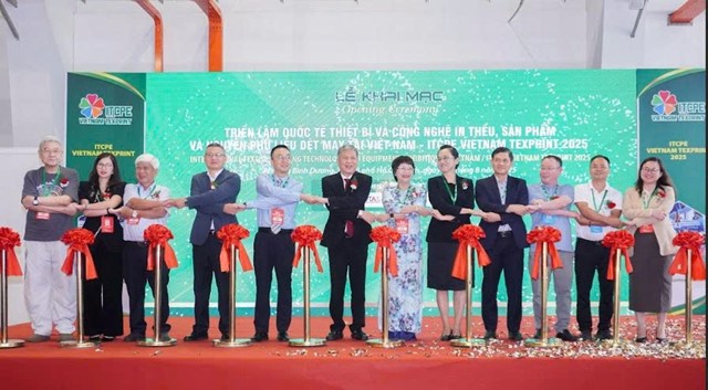 Tưng bừng khai mạc triển lãm TCPE 2025: Thúc đẩy công nghệ, kết nối chuỗi giá trị ngành dệt may