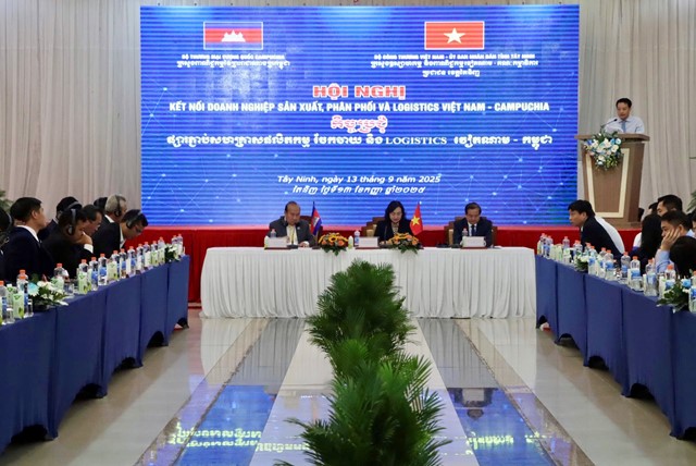 Hội nghị kết nối doanh nghiệp sản xuất, phân phối và logistics Việt Nam - Campuchia