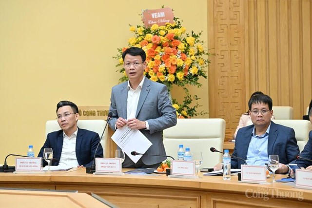 Đà khởi sắc công nghiệp thúc đẩy tăng trưởng toàn diện chuỗi cung ứng