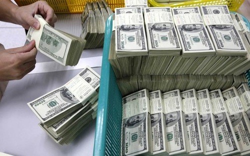 Nợ công áp sáp ngưỡng “nguy hiểm”, giải pháp nào cho Việt Nam?